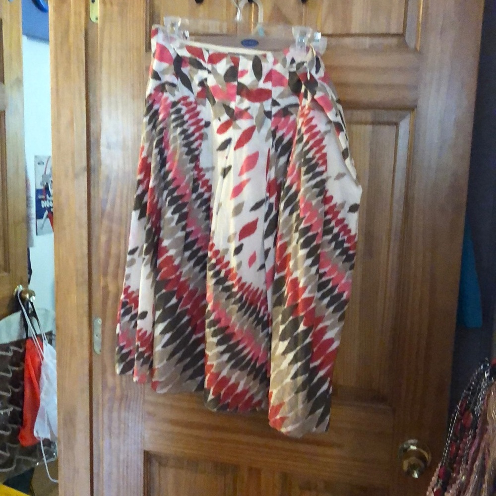Gorgeous part silk skirt. GUC